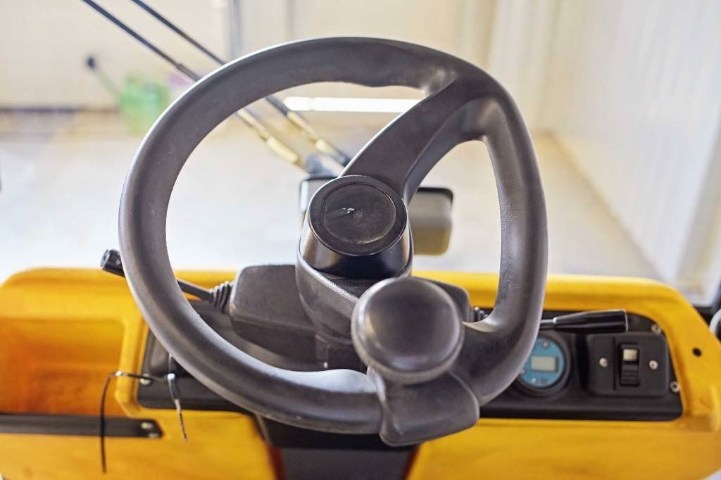 DEC Modena - Складской тягач: фото 3 DEC Modena - Складской тягач: фото 3