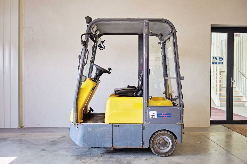 DEC Modena - Складской тягач: фото 1 DEC Modena - Складской тягач: фото 1