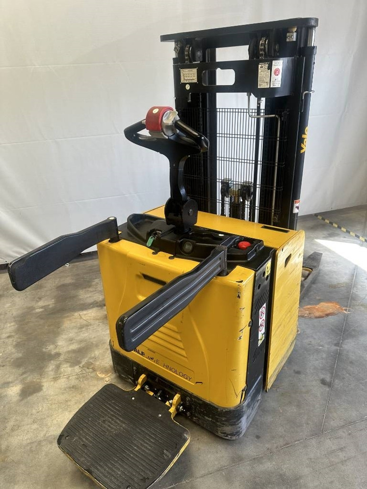 Штабелер Yale ms15: фото 8 Штабелер Yale ms15: фото 8