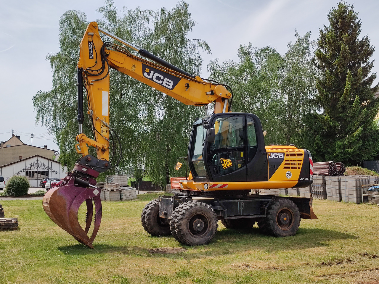 JCB JS 175 W - Колёсный экскаватор: фото 2 JCB JS 175 W - Колёсный экскаватор: фото 2