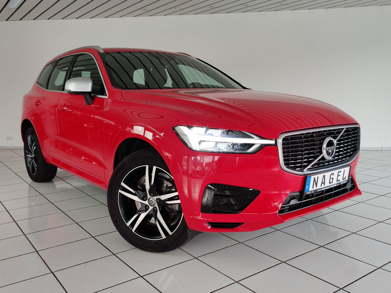 Volvo XC60 R Design AWD 228kW 360°Kam Pano Head-Up CD Apple - Внедорожник: фото 3 Volvo XC60 R Design AWD 228kW 360°Kam Pano Head-Up CD Apple - Внедорожник: фото 3