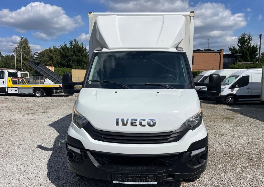Iveco Daily 72c18 Kontener winda 2017r - Грузовик с закрытым кузовом: фото 2 Iveco Daily 72c18 Kontener winda 2017r - Грузовик с закрытым кузовом: фото 2