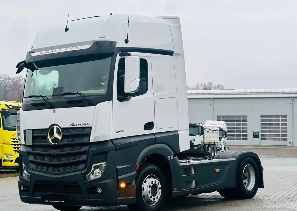 Mercedes-Benz ACTROS 1845 GIGASPACE - Тягач: фото 2 Mercedes-Benz ACTROS 1845 GIGASPACE - Тягач: фото 2