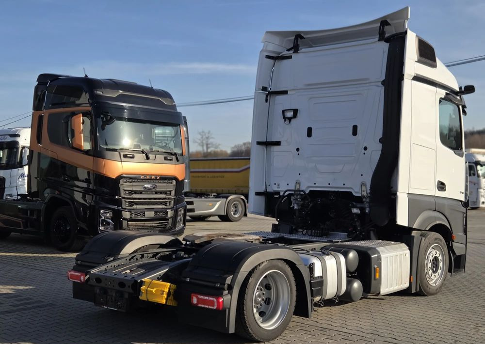 Mercedes-Benz Actros 1848 / MEGA /LOWDECK/ Retarder olejowy/ Klima Postojowa / Aktywny tempomat ACC/ - Тягач: фото 4 Mercedes-Benz Actros 1848 / MEGA /LOWDECK/ Retarder olejowy/ Klima Postojowa / Aktywny tempomat ACC/ - Тягач: фото 4