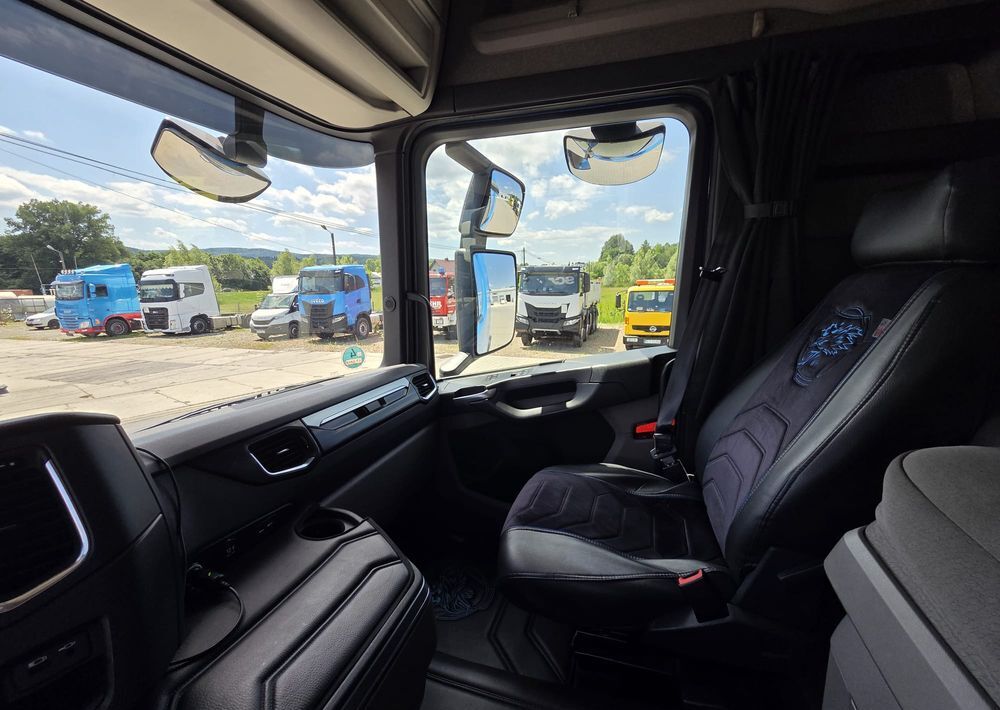 Scania R4500/TOPLINE/LOW DECK/MEGA/RETARDER - Тягач: фото 3 Scania R4500/TOPLINE/LOW DECK/MEGA/RETARDER - Тягач: фото 3