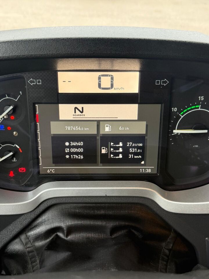 Тягач RENAULT T 520: фото 6 Тягач RENAULT T 520: фото 6