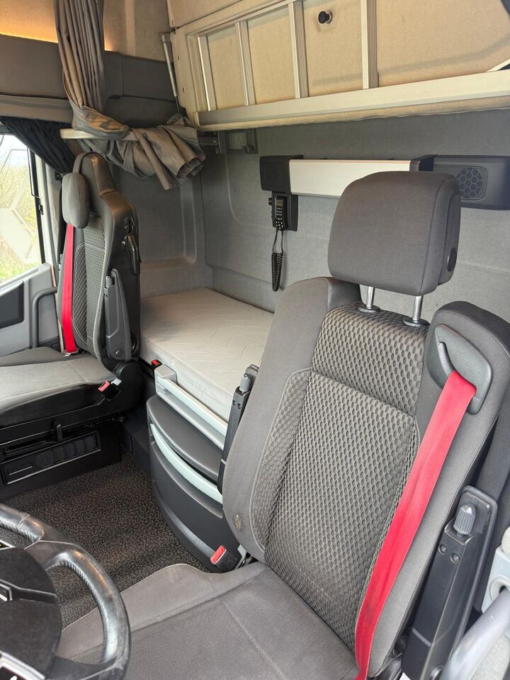 Тягач RENAULT T 520: фото 7 Тягач RENAULT T 520: фото 7