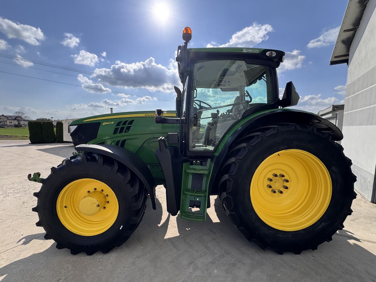 John Deere 6140 R - Трактор: фото 2 John Deere 6140 R - Трактор: фото 2