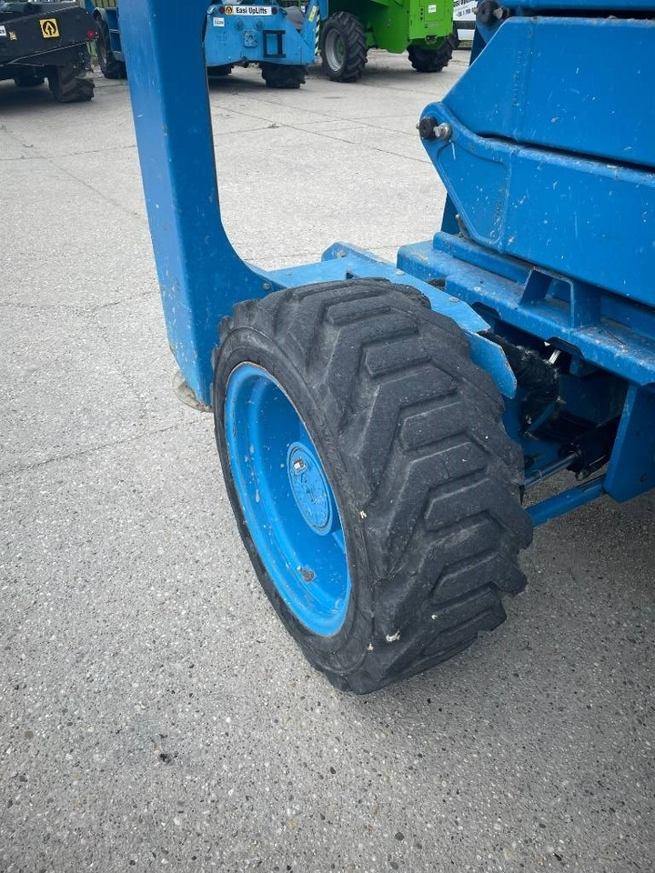 Ножничный подъемник Genie GS 5390 RT: фото 6 Ножничный подъемник Genie GS 5390 RT: фото 6