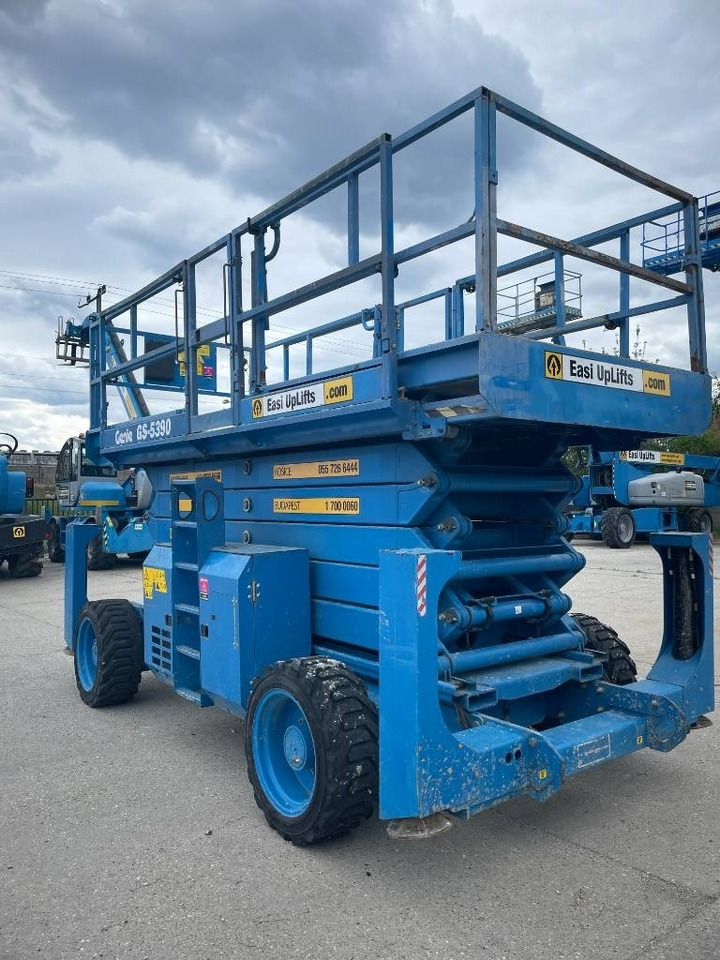 Genie GS 5390 RT - Ножничный подъемник: фото 5 Genie GS 5390 RT - Ножничный подъемник: фото 5