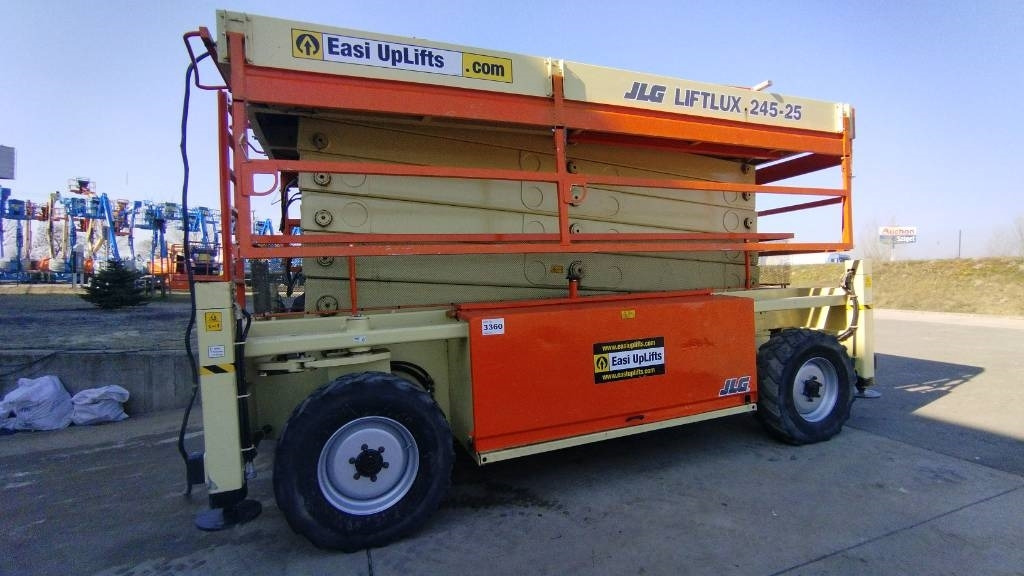 JLG 245-25 - Ножничный подъемник: фото 1 JLG 245-25 - Ножничный подъемник: фото 1