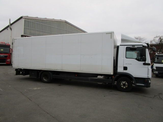 MAN TGL 12.220 4x2 BL Euro 6, LDBW. Navigation, 7,10 - Грузовик с закрытым кузовом: фото 3 MAN TGL 12.220 4x2 BL Euro 6, LDBW. Navigation, 7,10 - Грузовик с закрытым кузовом: фото 3