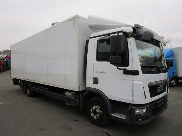 MAN TGL 12.220 4x2 BL Euro 6, LDBW. Navigation, 7,10 - Грузовик с закрытым кузовом: фото 2 MAN TGL 12.220 4x2 BL Euro 6, LDBW. Navigation, 7,10 - Грузовик с закрытым кузовом: фото 2