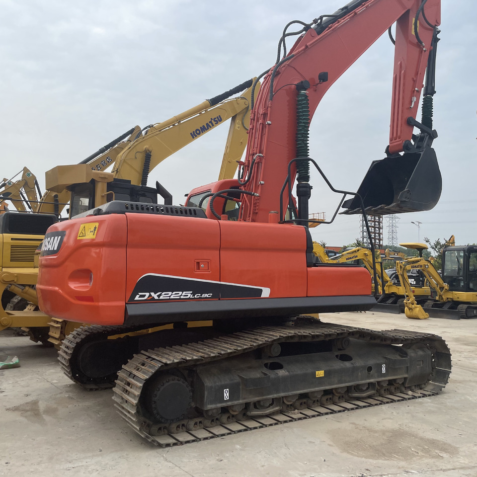 DOOSAN DX225LC-9C - Гусеничный экскаватор: фото 2 DOOSAN DX225LC-9C - Гусеничный экскаватор: фото 2