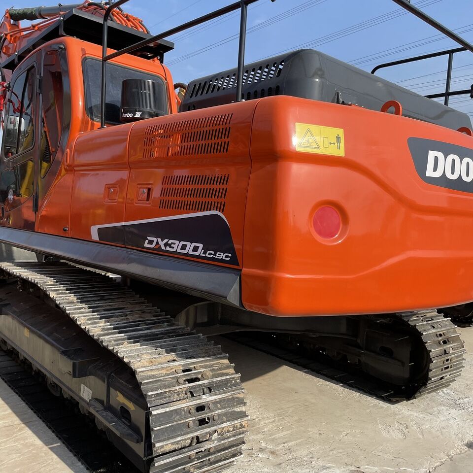 DOOSAN DX300 - Гусеничный экскаватор: фото 5 DOOSAN DX300 - Гусеничный экскаватор: фото 5