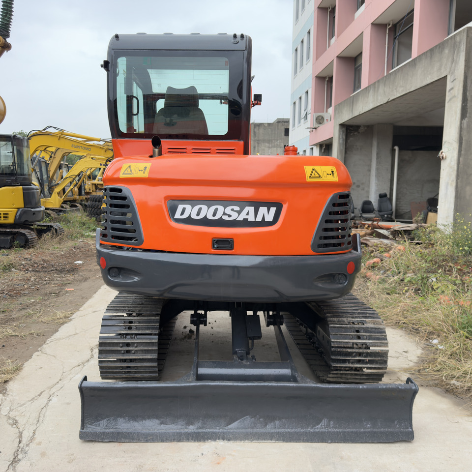 DOOSAN DX60-9 - Мини-экскаватор: фото 2 DOOSAN DX60-9 - Мини-экскаватор: фото 2