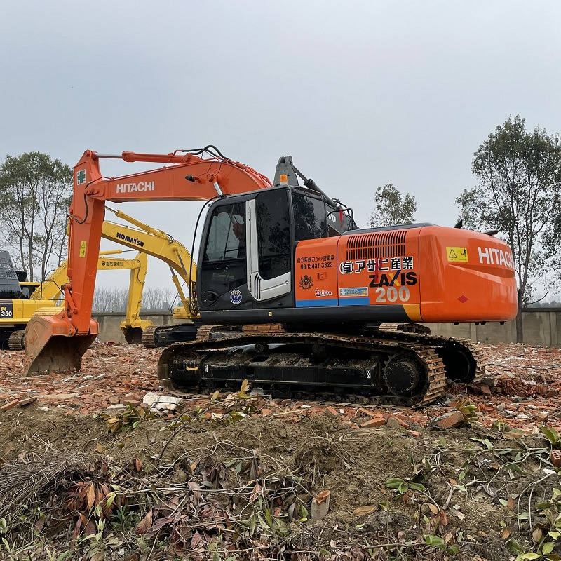 HITACHI ZX200-3G - Гусеничный экскаватор: фото 1 HITACHI ZX200-3G - Гусеничный экскаватор: фото 1