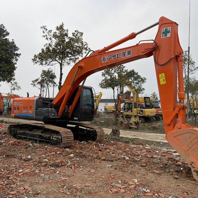 HITACHI ZX200-3G - Гусеничный экскаватор: фото 2 HITACHI ZX200-3G - Гусеничный экскаватор: фото 2