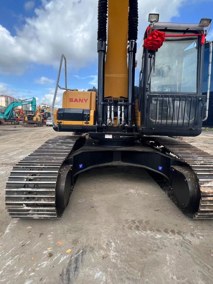 SANY 215c Pro - Гусеничный экскаватор: фото 2 SANY 215c Pro - Гусеничный экскаватор: фото 2