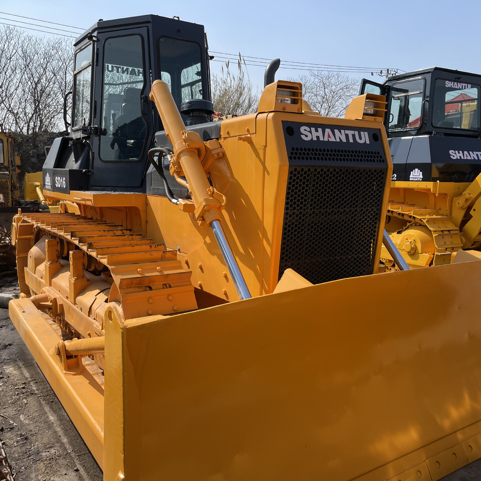 SHANTUI SD16 - Бульдозер: фото 2 SHANTUI SD16 - Бульдозер: фото 2