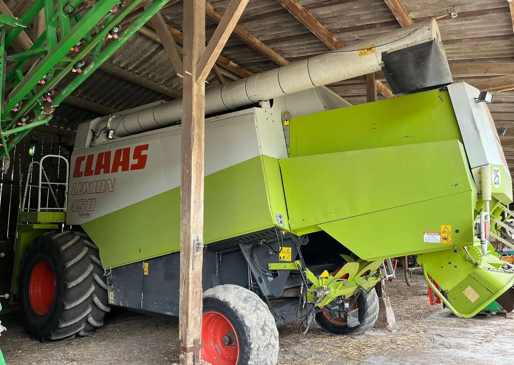 Claas 450 - Зерноуборочный комбайн: фото 1 Claas 450 - Зерноуборочный комбайн: фото 1