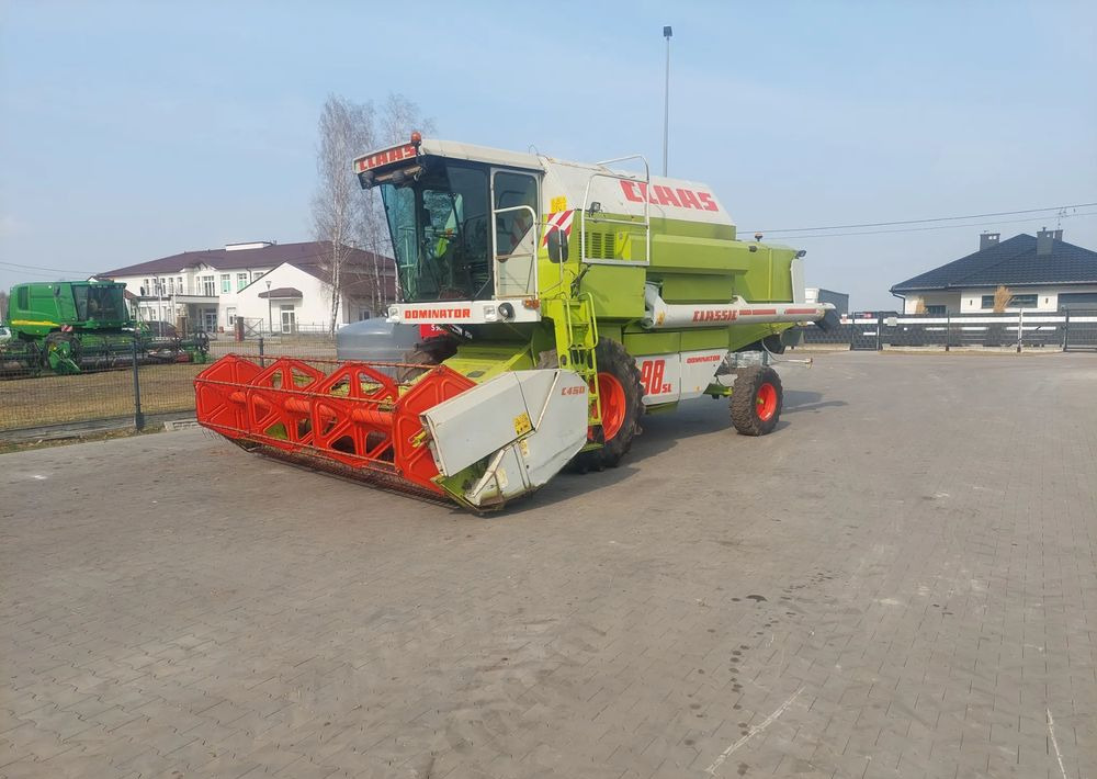 Claas Dominator 98SL - Зерноуборочный комбайн: фото 2 Claas Dominator 98SL - Зерноуборочный комбайн: фото 2