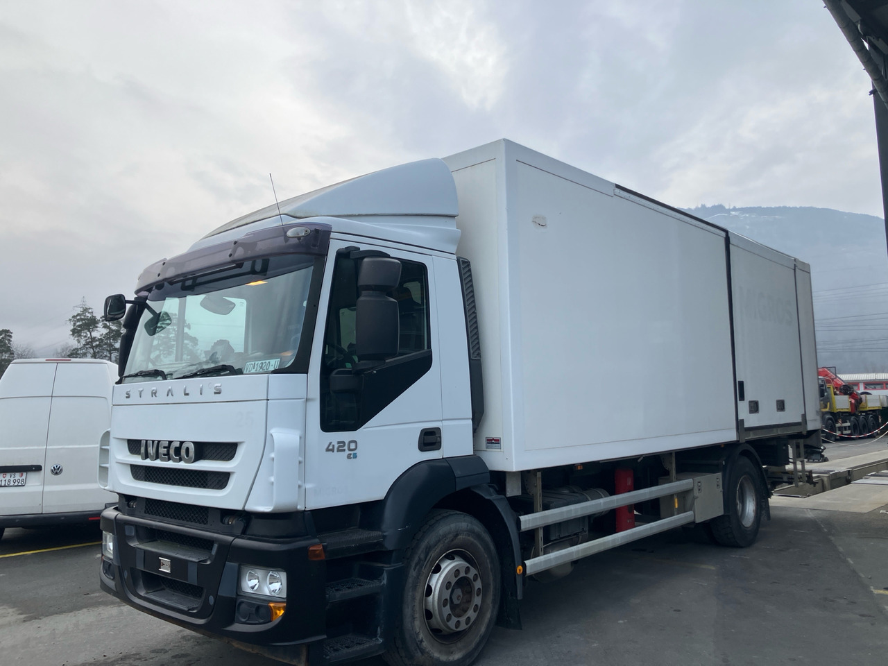 IVECO Stralis - Рефрижератор: фото 1 IVECO Stralis - Рефрижератор: фото 1