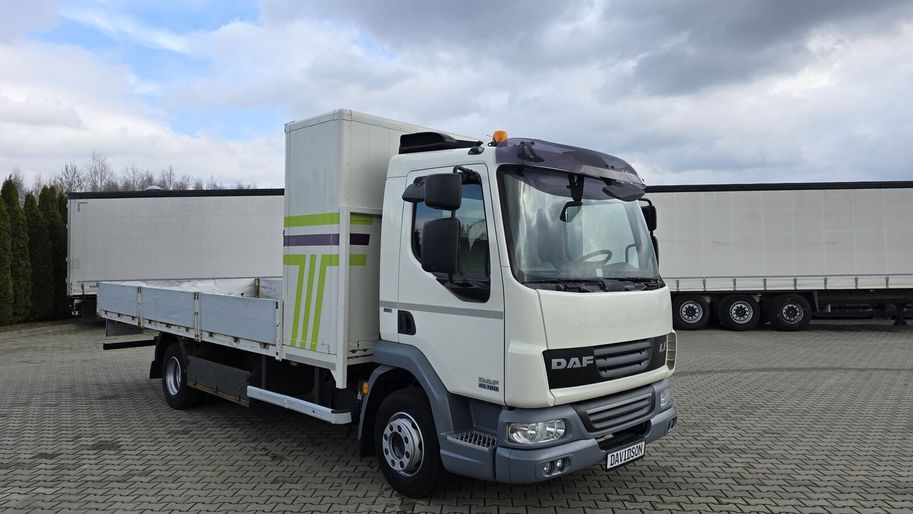DAF LF 45.160 - Грузовик бортовой/ Платформа: фото 3 DAF LF 45.160 - Грузовик бортовой/ Платформа: фото 3