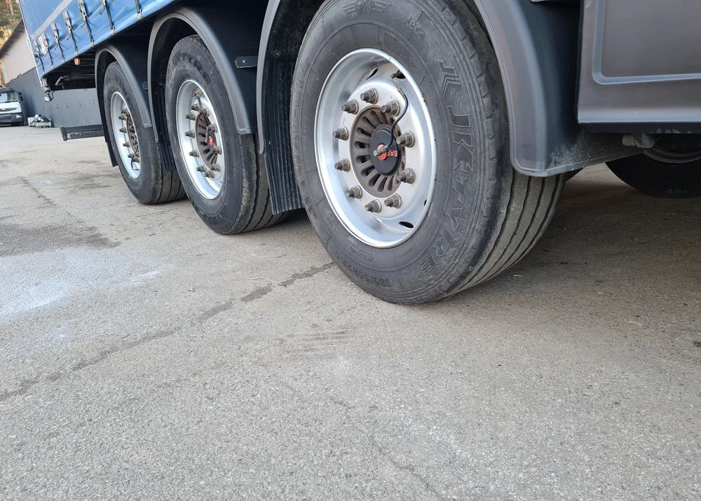 Dinkel - Тентованный полуприцеп: фото 3 Dinkel - Тентованный полуприцеп: фото 3