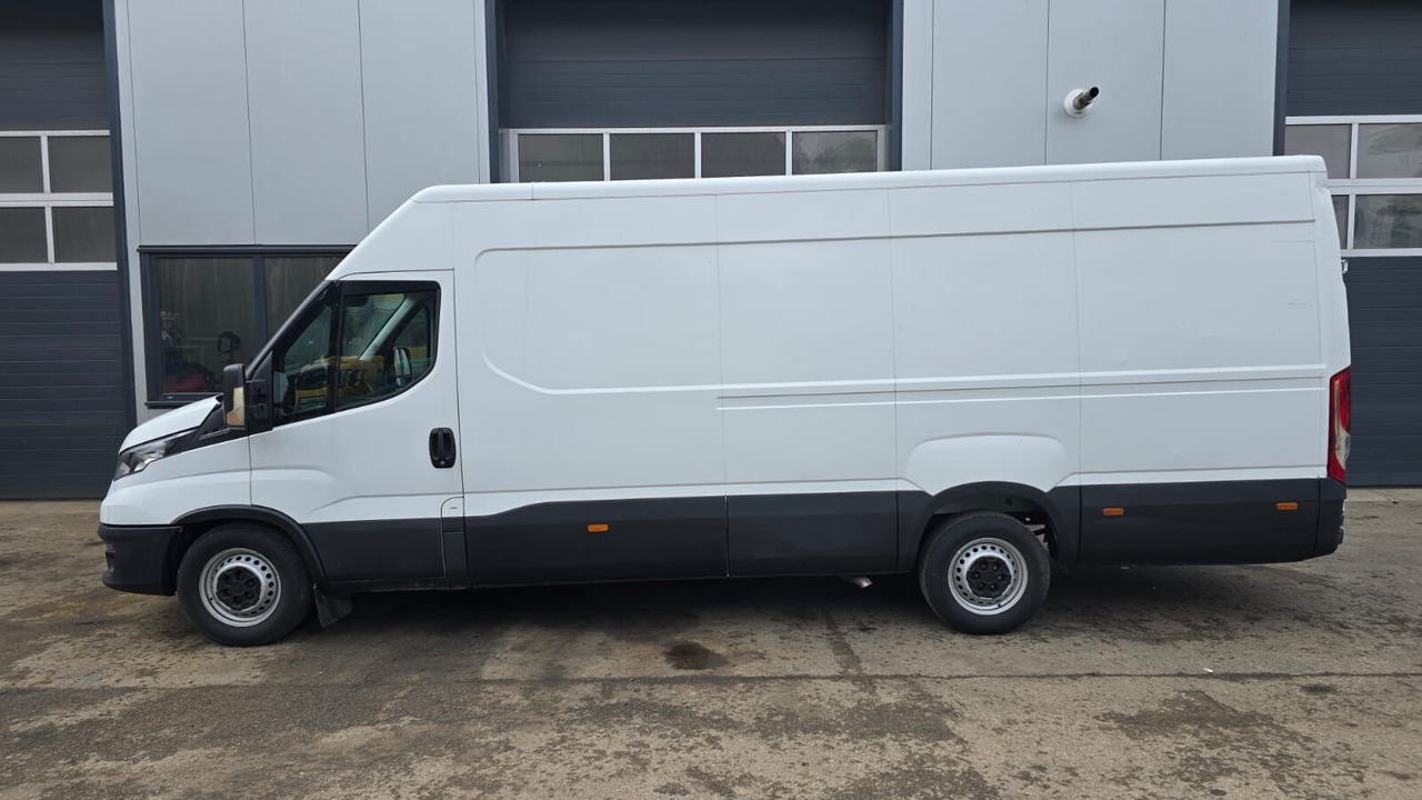 IVECO 35-160 HIMATIC - Цельнометаллический фургон: фото 2 IVECO 35-160 HIMATIC - Цельнометаллический фургон: фото 2