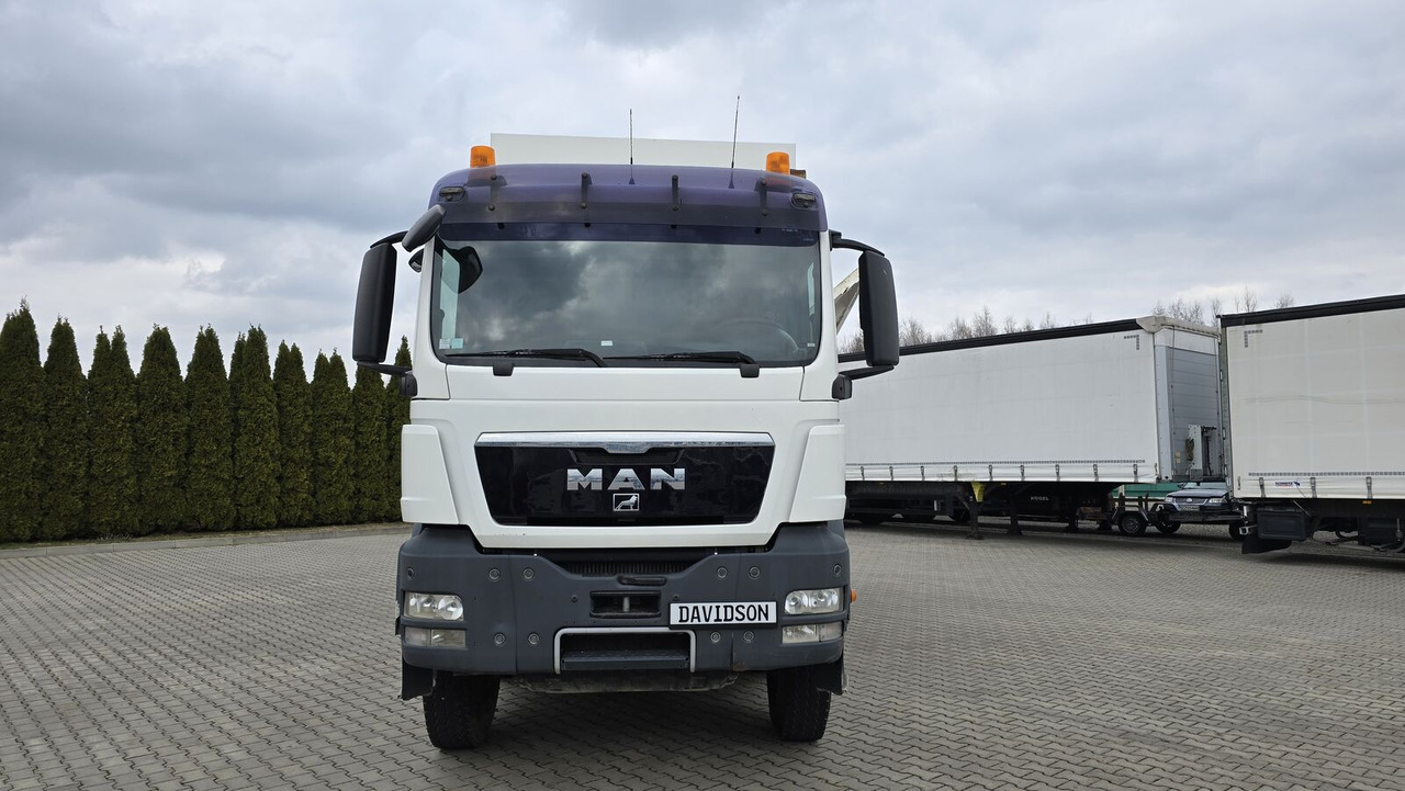 MAN TGS 35 400 - Самосвал: фото 2 MAN TGS 35 400 - Самосвал: фото 2