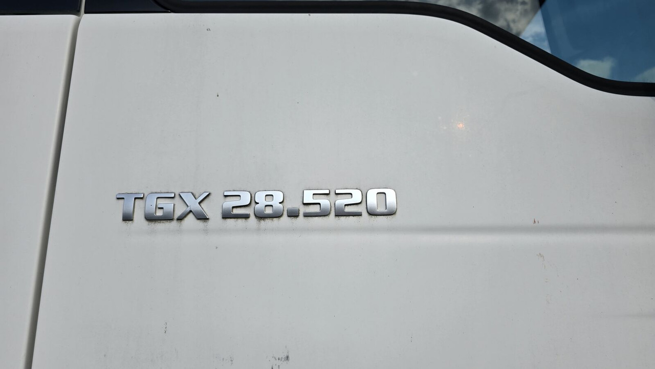 MAN TGX 28.520 - Крюковой мультилифт: фото 4 MAN TGX 28.520 - Крюковой мультилифт: фото 4