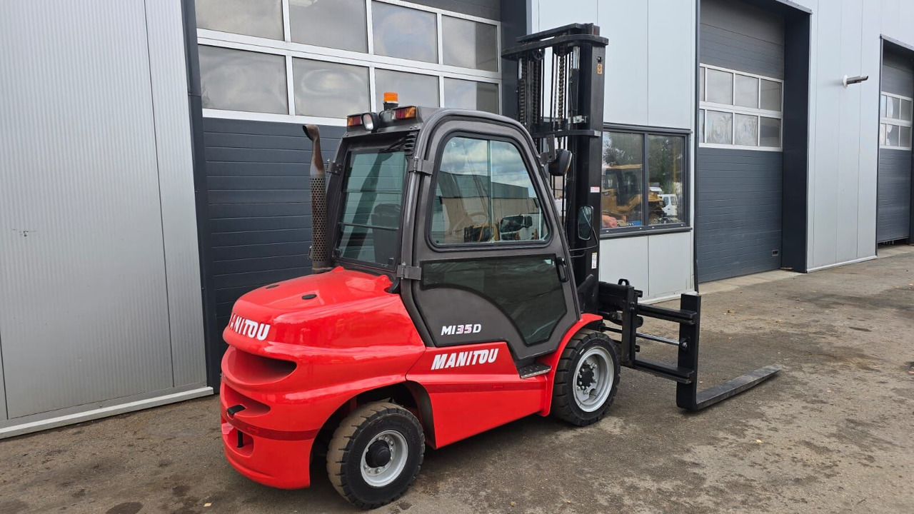 Manitou MI35 D - Дизельный погрузчик: фото 2 Manitou MI35 D - Дизельный погрузчик: фото 2