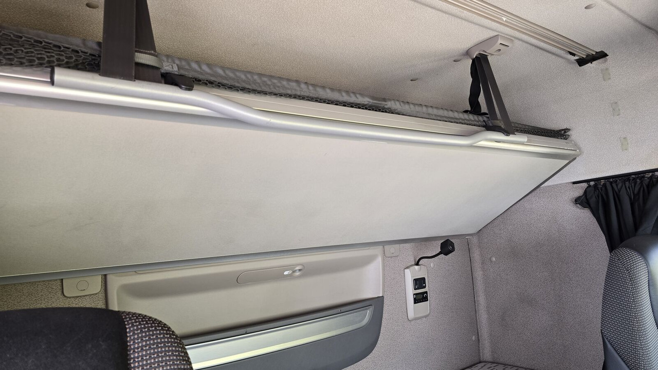 Тягач DAF XF 460: фото 12