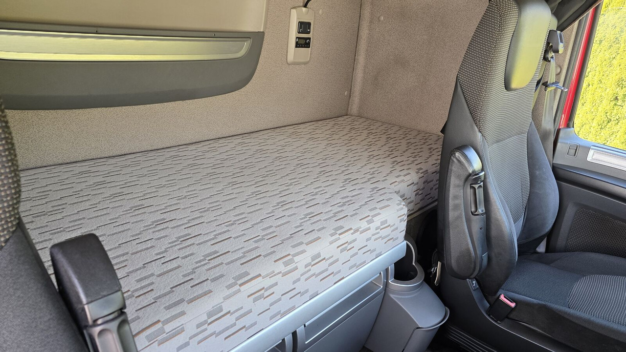 Тягач DAF XF 460: фото 9