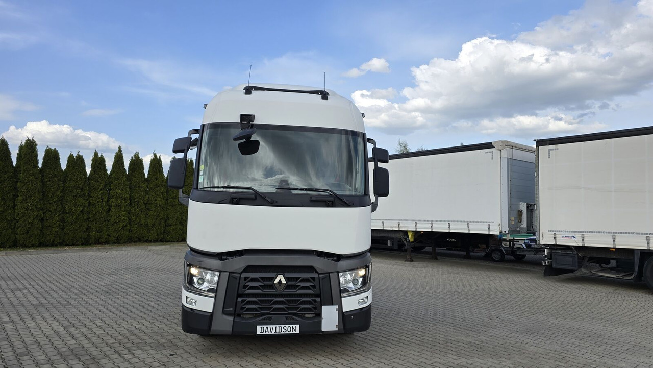 Renault T 440 - Тягач: фото 2 Renault T 440 - Тягач: фото 2