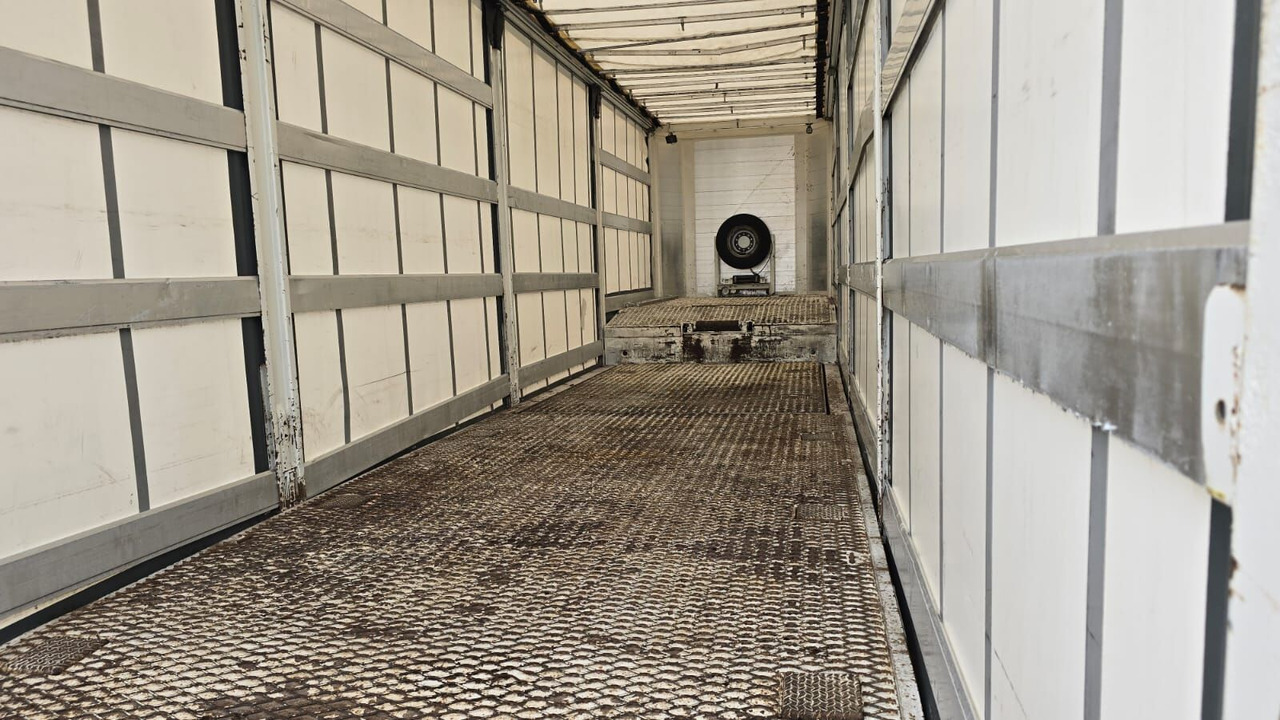 Verem Laweta - Тентованный полуприцеп: фото 4 Verem Laweta - Тентованный полуприцеп: фото 4