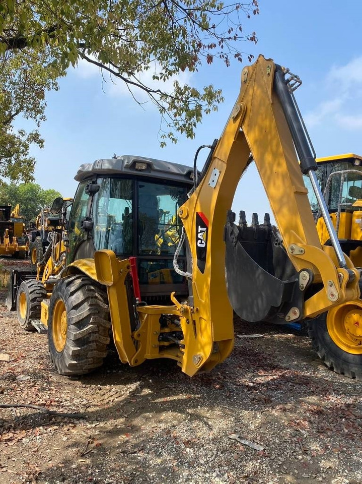 CAT 420 F - Экскаватор-погрузчик: фото 2 CAT 420 F - Экскаватор-погрузчик: фото 2