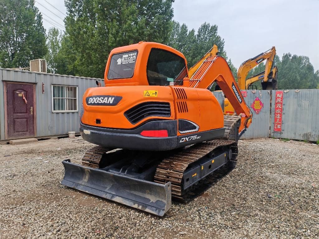 DOOSAN DX75-9C - Мини-экскаватор: фото 3 DOOSAN DX75-9C - Мини-экскаватор: фото 3