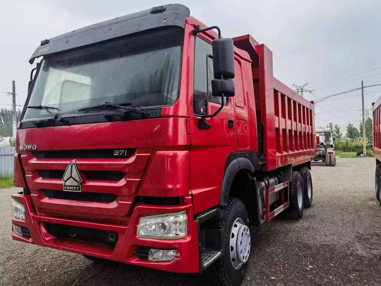 HOWO 371 - Самосвал: фото 2 HOWO 371 - Самосвал: фото 2