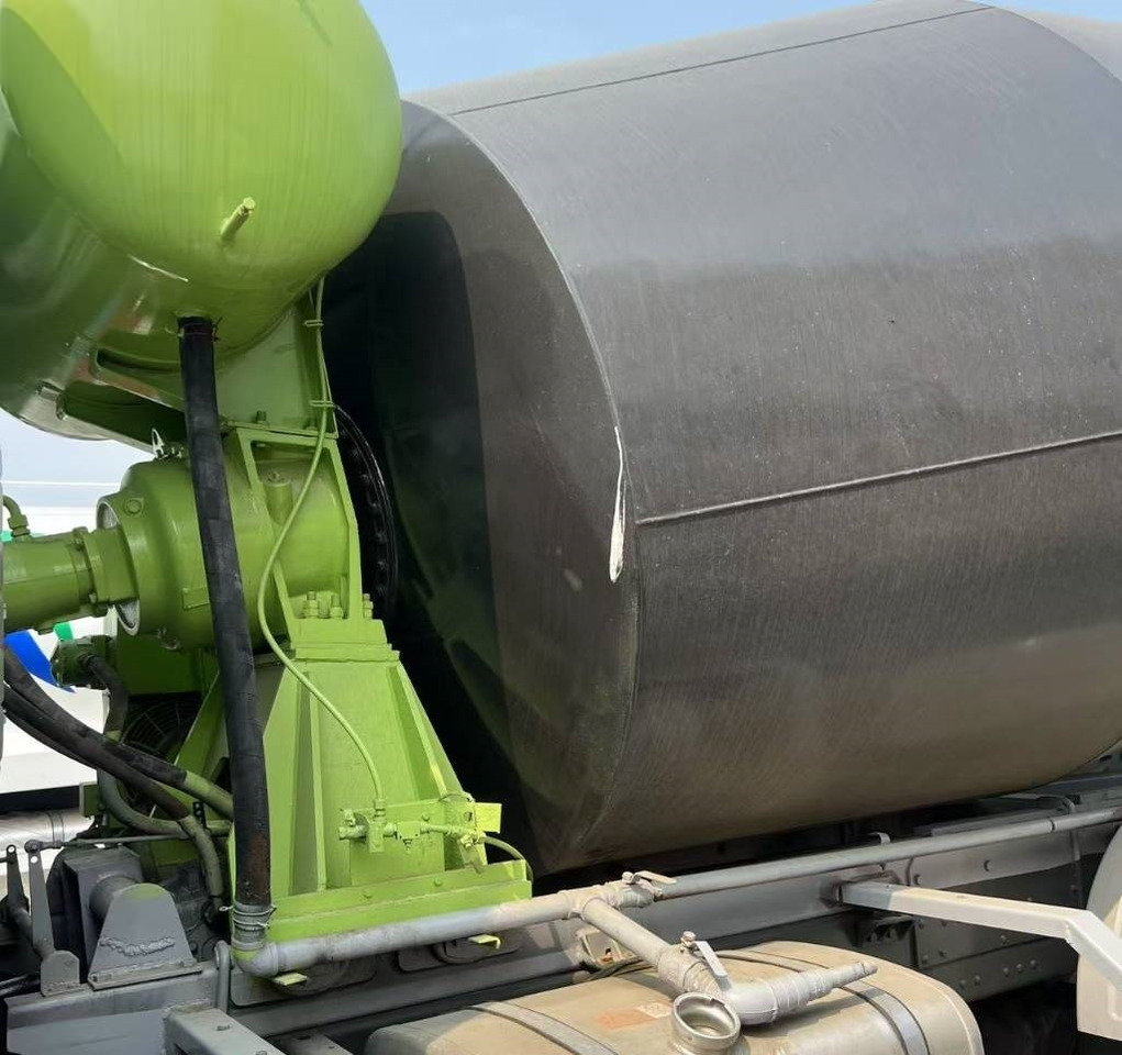 Автобетоносмеситель Howo 371: фото 7 Автобетоносмеситель Howo 371: фото 7