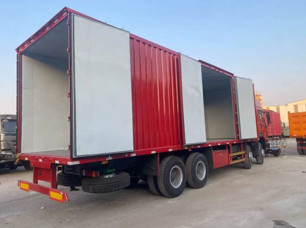 Howo 371 - Грузовик с закрытым кузовом: фото 4 Howo 371 - Грузовик с закрытым кузовом: фото 4