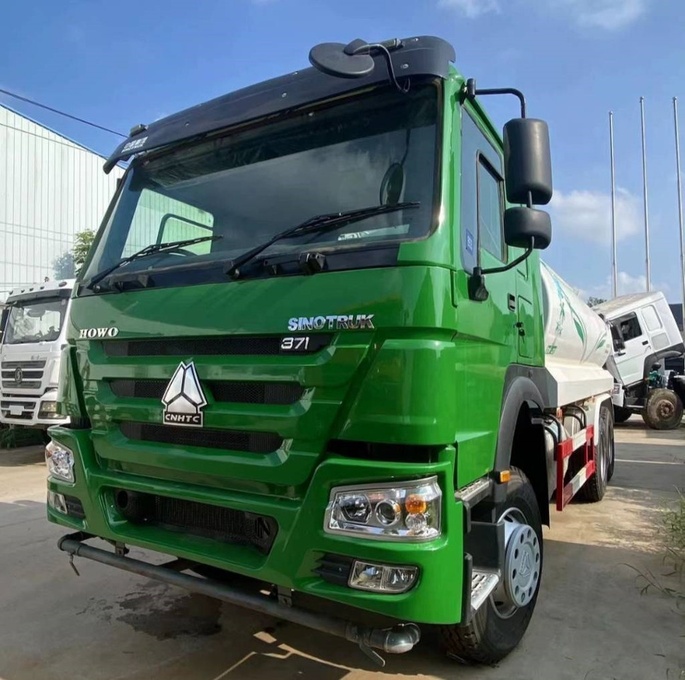 Howo 371 - Ассенизатор: фото 2 Howo 371 - Ассенизатор: фото 2