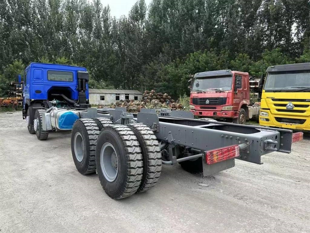 Howo 371 - Грузовик-шасси: фото 4 Howo 371 - Грузовик-шасси: фото 4