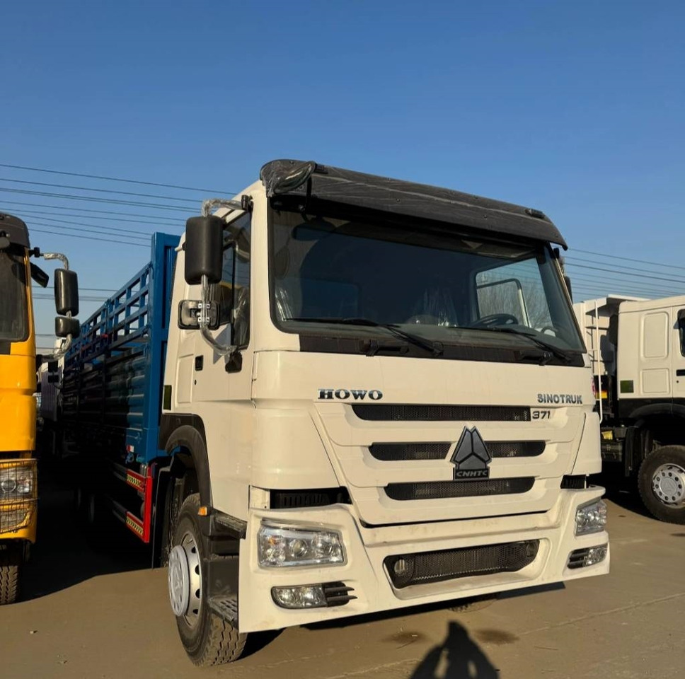 Howo 371 - Грузовик бортовой/ Платформа: фото 3 Howo 371 - Грузовик бортовой/ Платформа: фото 3