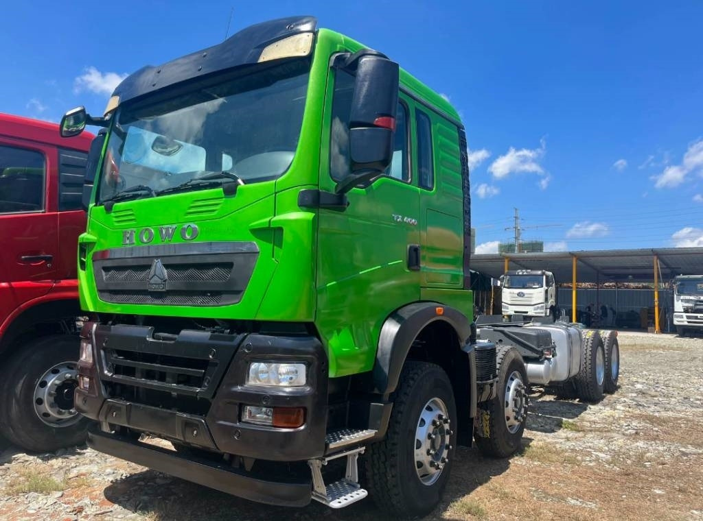 Howo 371 - Грузовик-шасси: фото 1 Howo 371 - Грузовик-шасси: фото 1