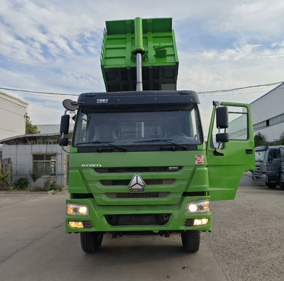 Howo 371 - Самосвал: фото 2 Howo 371 - Самосвал: фото 2