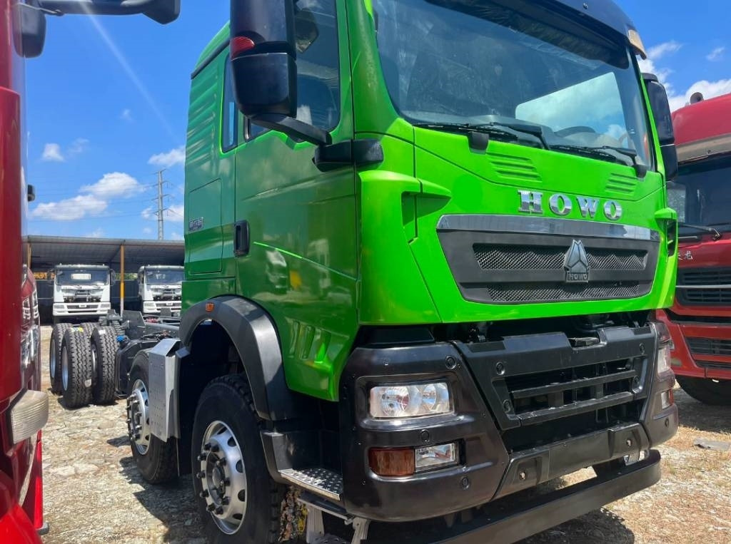 Howo 371 - Грузовик-шасси: фото 3 Howo 371 - Грузовик-шасси: фото 3