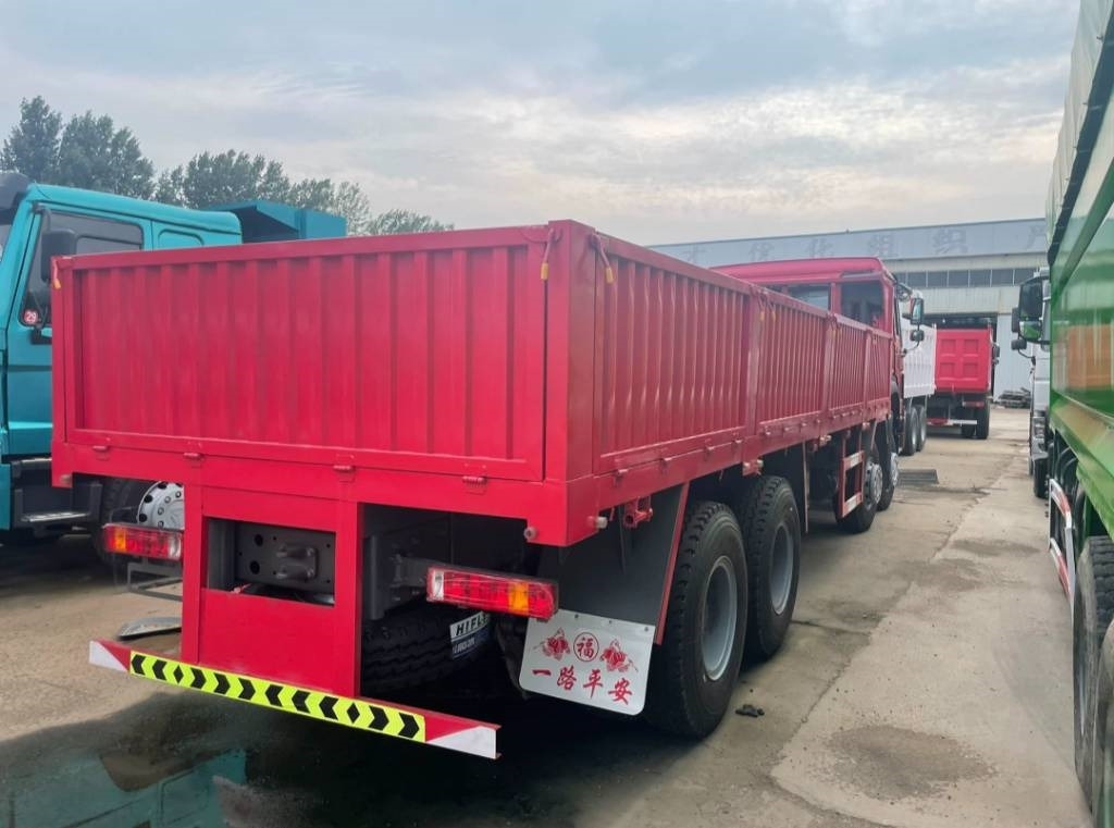 Howo 371 - Грузовик бортовой/ Платформа: фото 2 Howo 371 - Грузовик бортовой/ Платформа: фото 2