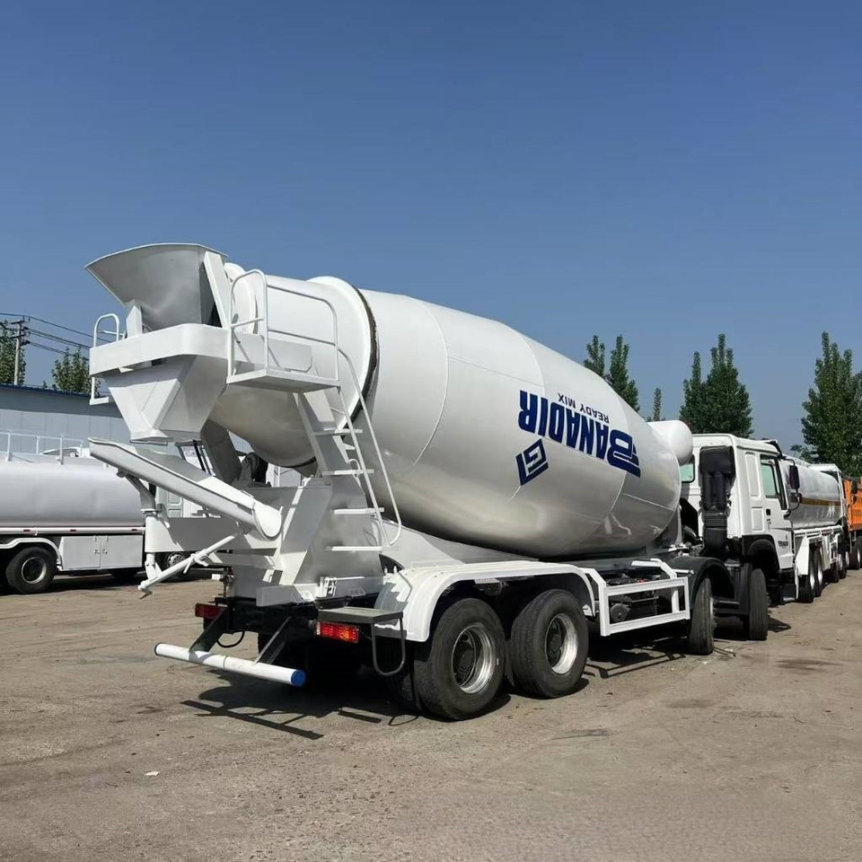 Howo 371 - Автобетоносмеситель: фото 4 Howo 371 - Автобетоносмеситель: фото 4